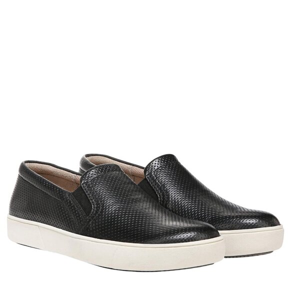 NWT Naturalizer Womens Marianne Sneaker Pull On E7755L3 Black 8.5M - Picture 2 of 14